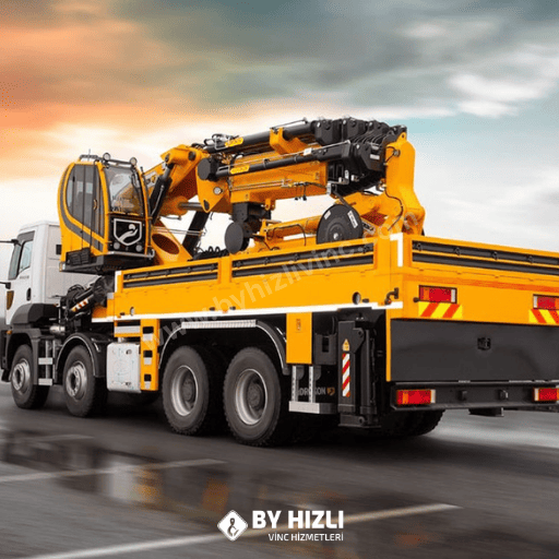 Bayraklı Vinç Kiralama